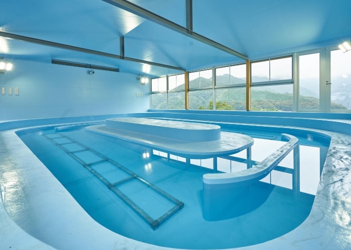 ハンガリー式パドルプール